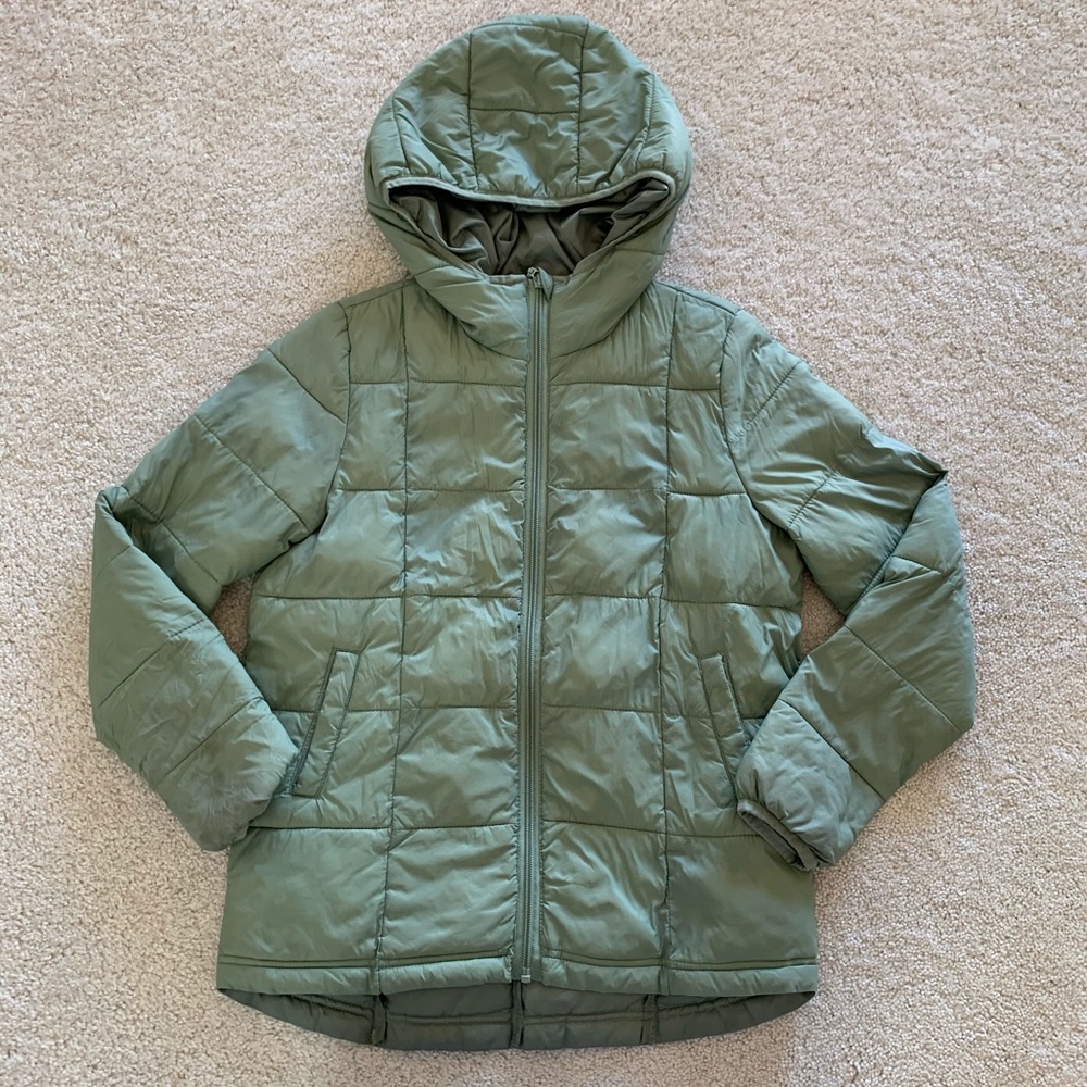 Green puffer coat